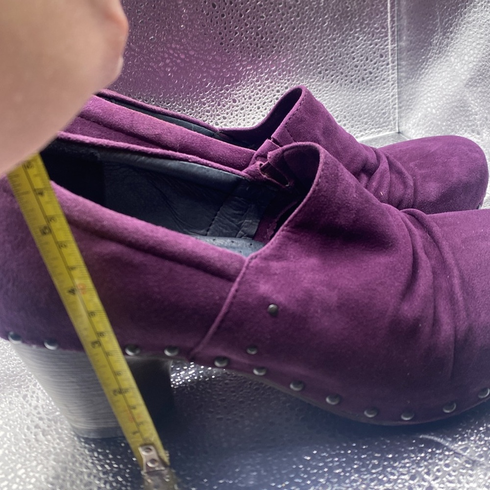 NWOT dansko size 41 purple suede studded heels - Picture 9 of 9
